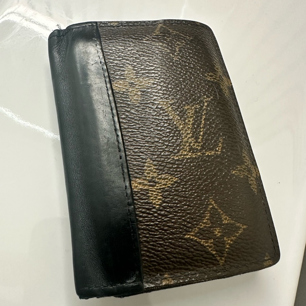 Louis Vuitton Christopher Wallet